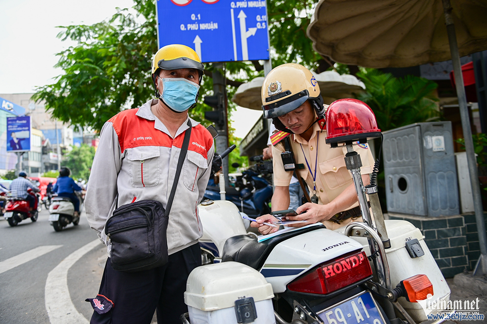 nguoi bao vi pham anh 3