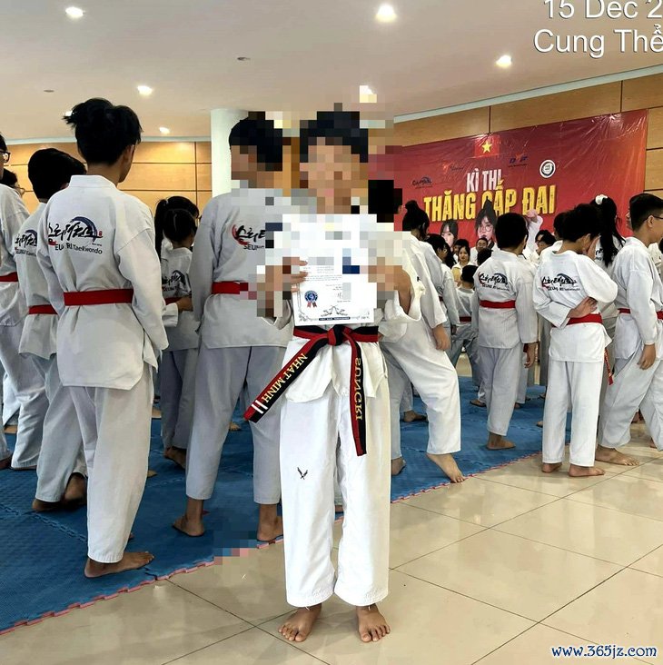 Trung tâm taekwondo sẽ thông tin sau khi bị phụ huynh tố đánh học viên nhí tàn nhẫn - Ảnh 2.