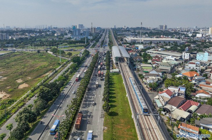 Ông Phan Văn Mãi: TP.HCM ủng hộ và sẽ tích cực kéo dài metro đến Đồng Nai, Bình Dương - Ảnh 1.