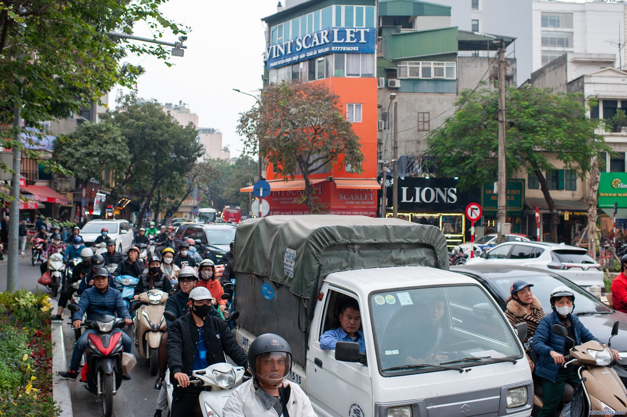 tac duong tet anh 11